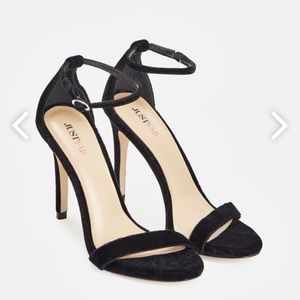 Never been worn black heels